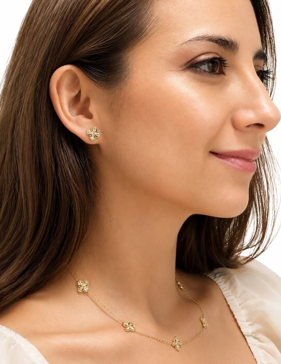 Aretes y collar de flor 2