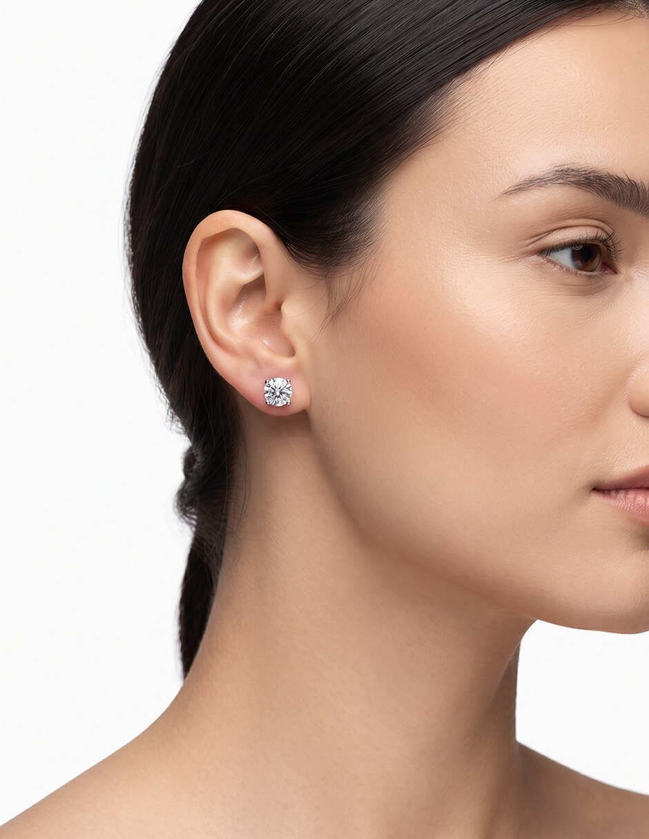 Arete corto special earrings con acabado pulido circonita 2