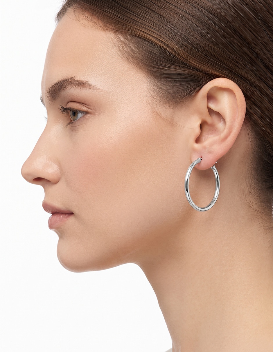 Arete corto special earrings con acabado pulido 3