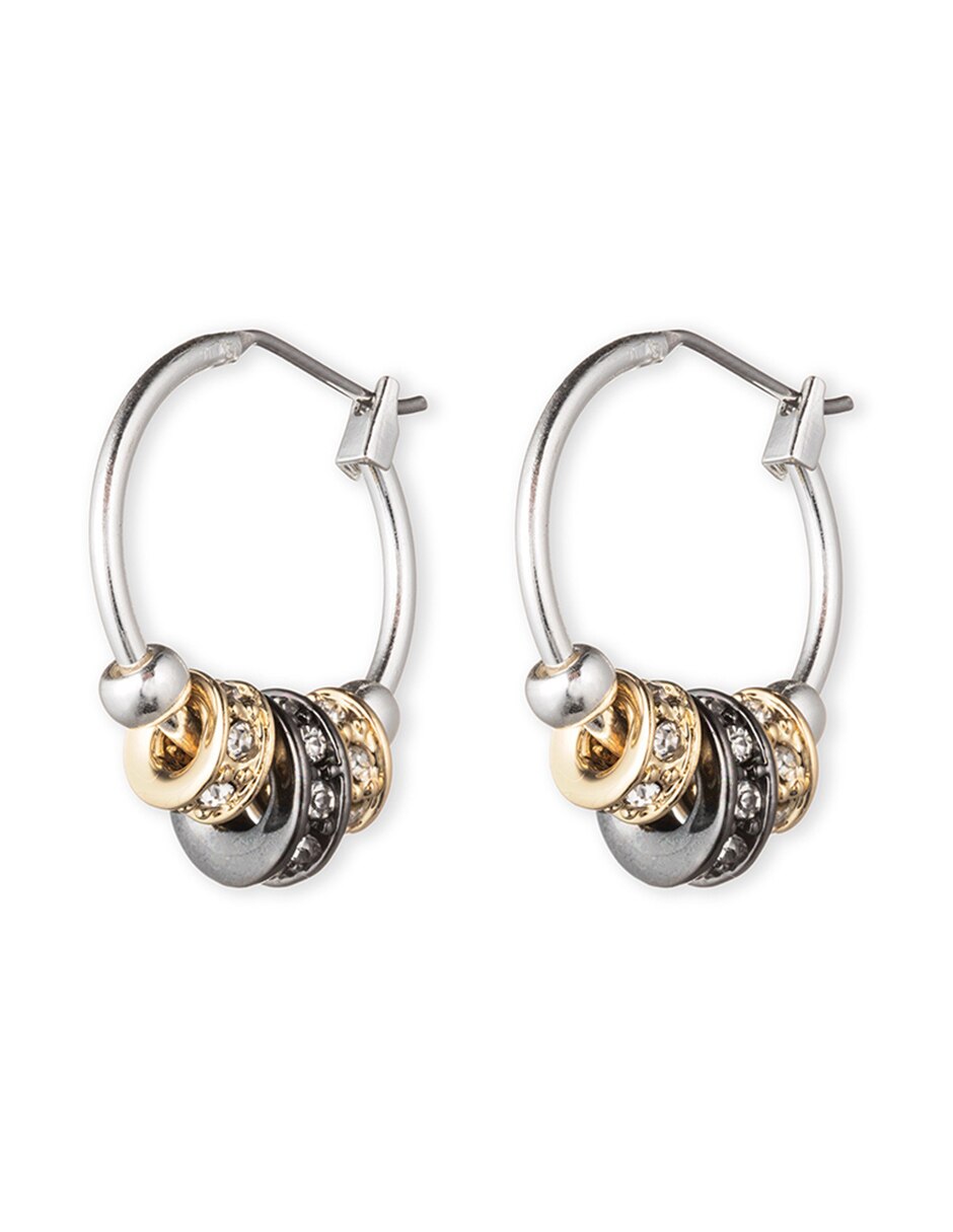 Arete corto special earrings con acabado pulido 2