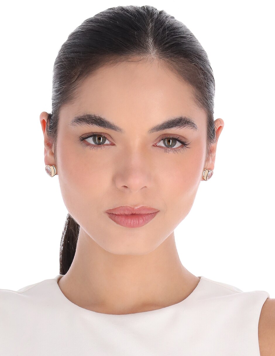 Aretes cortos social cz con acabado brillante zirconia cúbica 2